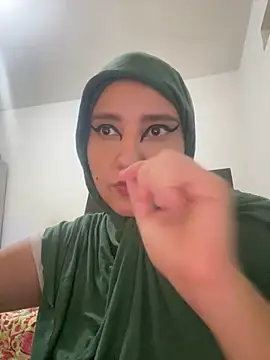 Snapshot of hannahayat chatting on 01-16-26, 07:51 hannahayat online show from 01-16-26, 07:51