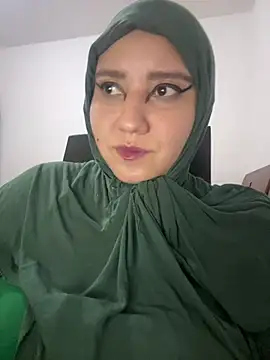 Snapshot of hannahayat chatting on 03-03-26, 12:50 hannahayat online show from 03-03-26, 12:50