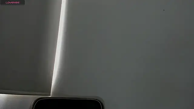 sofiaparker8 online show from 03-19-26, 06:34