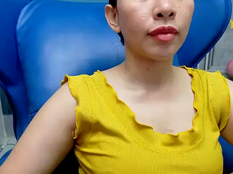 Snapshot of Cherry_6969 chatting on 10-31-25, 10:16 Cherry 6969 online show from 10-31-25, 10:16