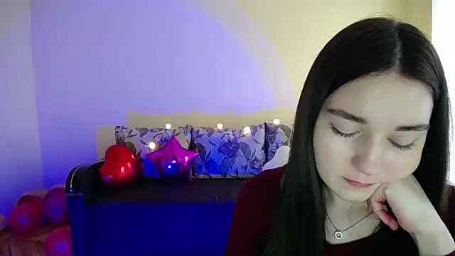 Pretty shy online show from 02-21-25, 09:13