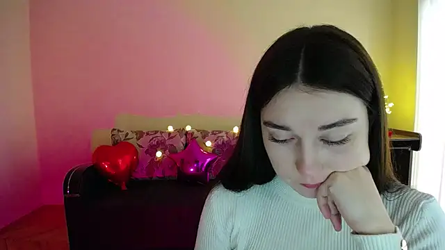 Pretty shy online show from 03-17-25, 12:04