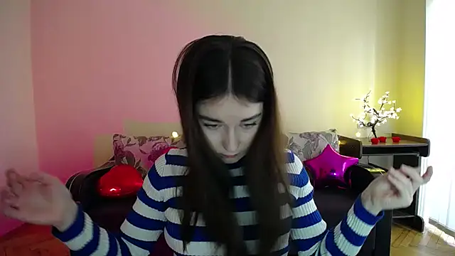 Pretty shy online show from 03-22-25, 09:34