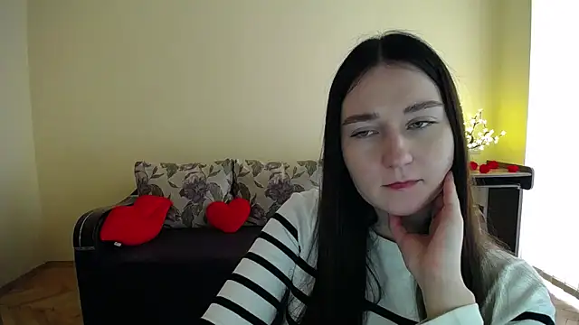 Pretty shy online show from 04-28-26, 09:47