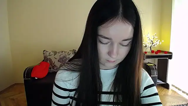 Pretty shy online show from 06-03-26, 09:01
