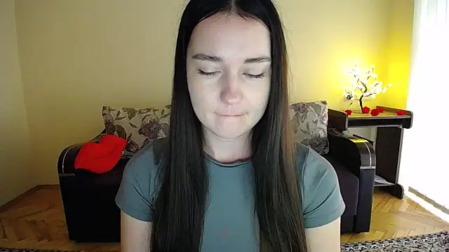 Pretty shy online show from 07-11-26, 09:23