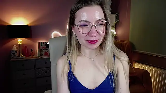 Mia Tasty online show from 03-16-25, 05:50