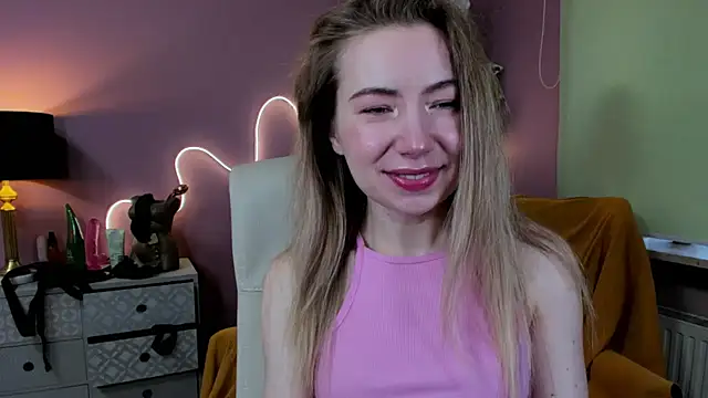 Mia Tasty online show from 09-28-25, 06:52