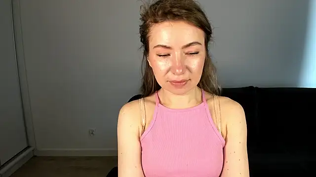 Mia Tasty online show from 04-24-26, 06:49