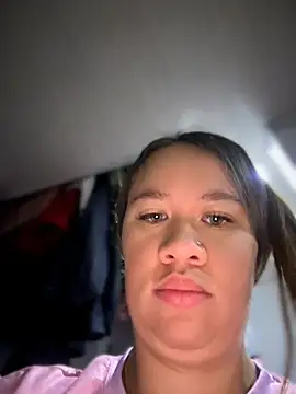 Emiily lee online show from 06-08-26, 09:42