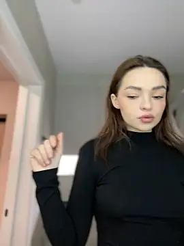 Snapshot of AnaWest chatting on 01-18-25, 04:48 AnaWest online show from 01-18-25, 04:48