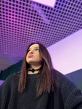 Snapshot of AnaWest chatting on 03-20-25, 10:21 AnaWest online show from 03-20-25, 10:21