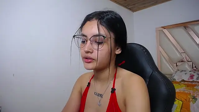 Snapshot of antonella_sweetlittle chatting on 12-30-24, 12:20 antonella sweetlittle online show from 12-30-24, 12:20