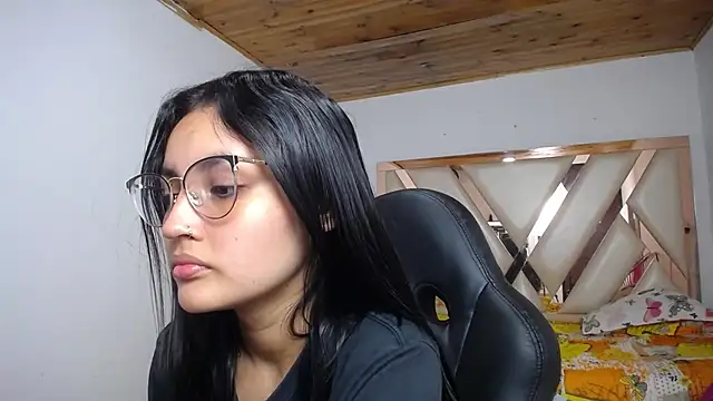 Snapshot of antonella_sweetlittle chatting on 01-03-25, 06:35 antonella sweetlittle online show from 01-03-25, 06:35