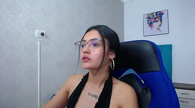 Snapshot of antonella_sweetlittle chatting on 02-20-25, 03:30 antonella sweetlittle online show from 02-20-25, 03:30