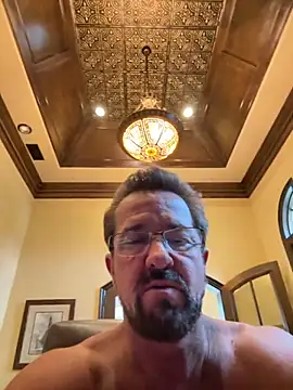 sluttydylan online show from 10-13-25, 08:31