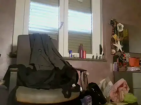 LadyVenere online show from 04-24-26, 05:21