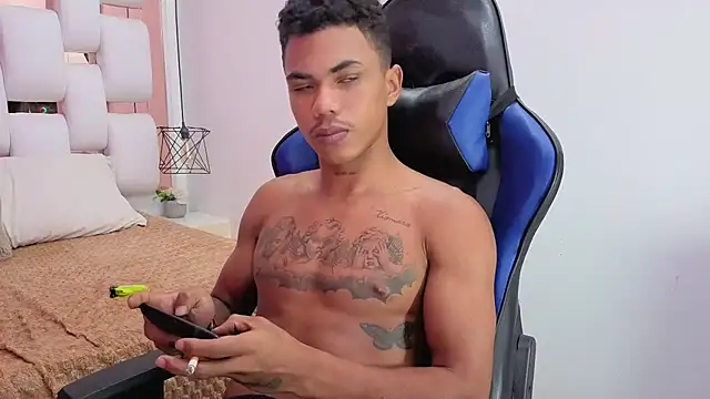 Snapshot of scarce_candy69 chatting on 11-16-25, 05:46 scarce candy69 online show from 11-16-25, 05:46