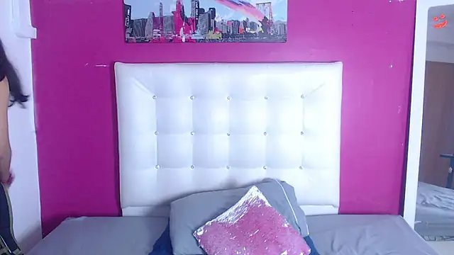 nextdoor fantasy1 online show from 03-04-26, 05:41