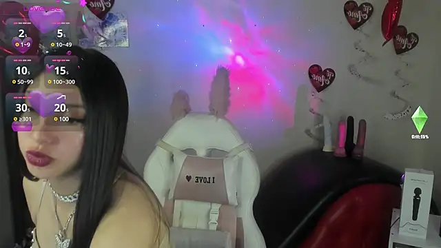 Snapshot of Sofi_lenox chatting on 02-20-25, 08:28 Sofi lenox online show from 02-20-25, 08:28