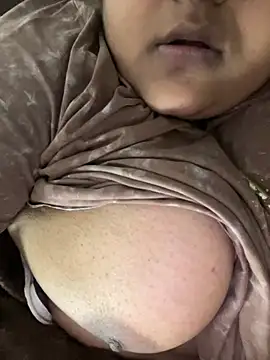 smile pretty online show from 02-21-25, 11:32