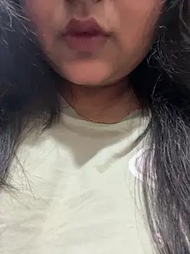 smile pretty online show from 03-23-26, 05:39