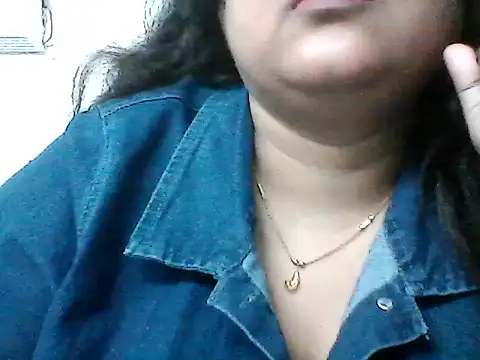 smile pretty online show from 04-22-26, 05:25