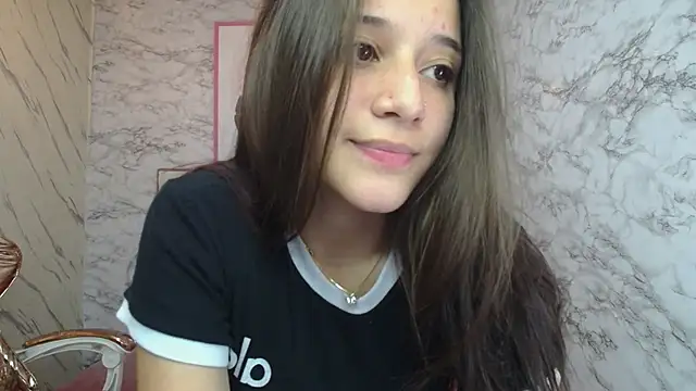 Snapshot of _Emily_v chatting on 12-19-24, 08:34 Emily v online show from 12-19-24, 08:34