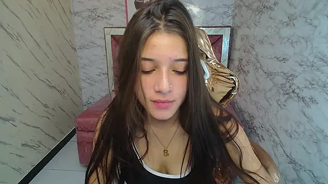 Snapshot of _Emily_v chatting on 01-10-25, 08:15 Emily v online show from 01-10-25, 08:15