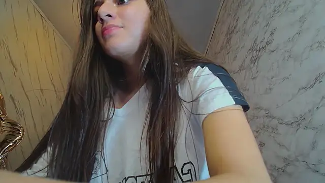 Snapshot of _Emily_v chatting on 01-17-25, 10:12 Emily v online show from 01-17-25, 10:12