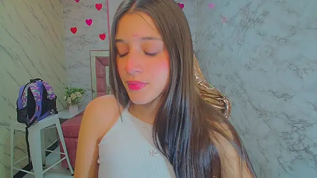 Snapshot of _Emily_v chatting on 02-22-25, 01:35 Emily v online show from 02-22-25, 01:35
