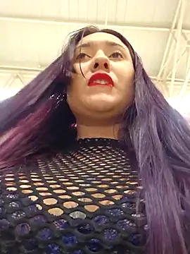 Blushing Katy online show from 12-15-25, 12:04