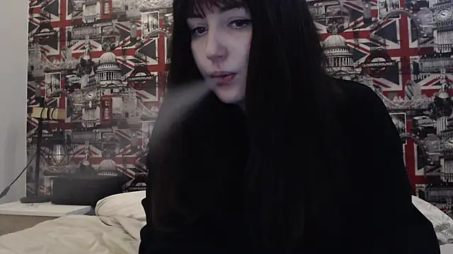 Lynylou online show from 02-23-26, 07:44