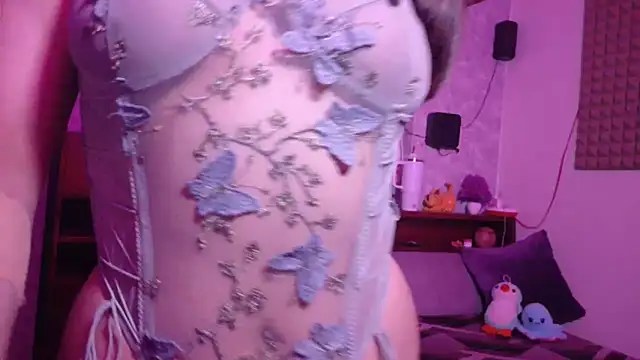 MidnightFlame online show from 11-04-25, 08:19