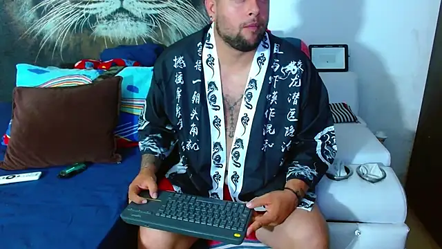 Michaell Myerss  online show from 11-07-25, 01:22