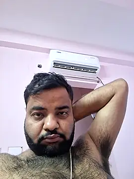 Snapshot of Rmoeo92 chatting on 06-03-26, 07:00 Rmoeo92 online show from 06-03-26, 07:00