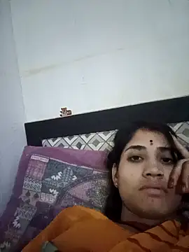 hotrasina online show from 11-24-25, 04:40