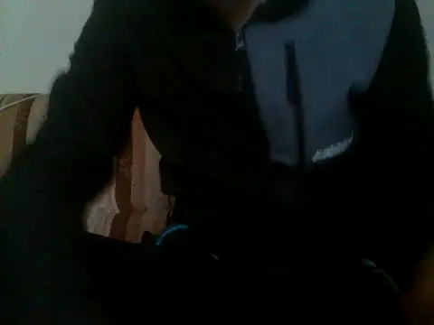 Snapshot of Rejtelmesest chatting on 04-30-26, 08:53 Rejtelmesest online show from 04-30-26, 08:53