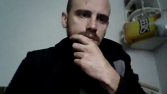 Snapshot of Rejtelmesest chatting on 05-19-26, 10:54 Rejtelmesest online show from 05-19-26, 10:54