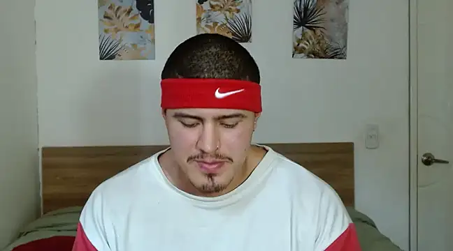 Snapshot of Baltazar_Dupont chatting on 12-26-24, 03:31 Baltazar Dupont online show from 12-26-24, 03:31