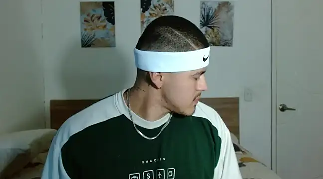 Snapshot of Baltazar_Dupont chatting on 01-07-25, 11:37 Baltazar Dupont online show from 01-07-25, 11:37