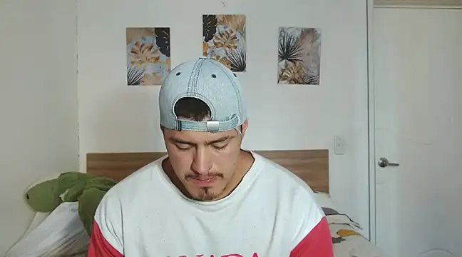 Snapshot of Baltazar_Dupont chatting on 01-28-25, 12:32 Baltazar Dupont online show from 01-28-25, 12:32