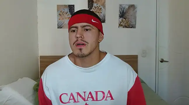 Snapshot of Baltazar_Dupont chatting on 02-06-25, 01:21 Baltazar Dupont online show from 02-06-25, 01:21