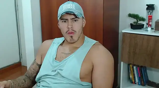 Snapshot of Baltazar_Dupont chatting on 02-27-25, 01:07 Baltazar Dupont online show from 02-27-25, 01:07