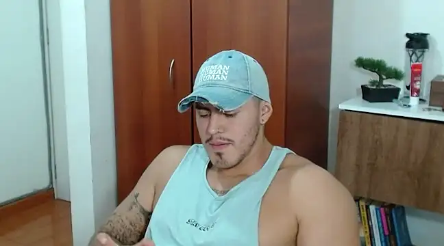 Snapshot of Baltazar_Dupont chatting on 02-27-25, 04:10 Baltazar Dupont online show from 02-27-25, 04:10