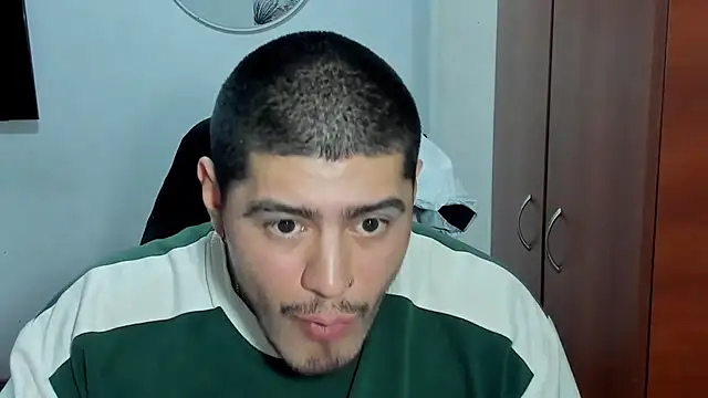 Snapshot of Baltazar_Dupont chatting on 10-02-25, 02:07 Baltazar Dupont online show from 10-02-25, 02:07