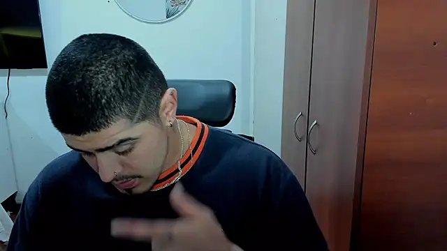 Snapshot of Baltazar_Dupont chatting on 10-30-25, 03:08 Baltazar Dupont online show from 10-30-25, 03:08