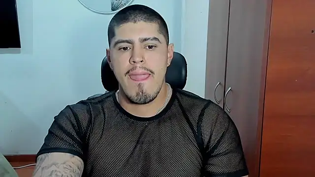 Snapshot of Baltazar_Dupont chatting on 11-10-25, 10:47 Baltazar Dupont online show from 11-10-25, 10:47