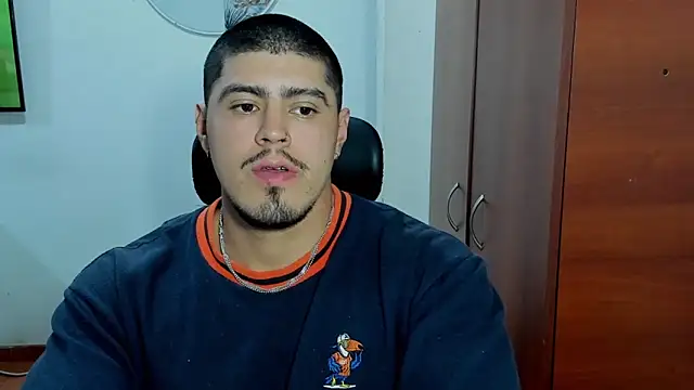 Snapshot of Baltazar_Dupont chatting on 11-19-25, 02:55 Baltazar Dupont online show from 11-19-25, 02:55