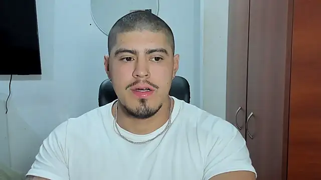 Snapshot of Baltazar_Dupont chatting on 11-25-25, 09:42 Baltazar Dupont online show from 11-25-25, 09:42